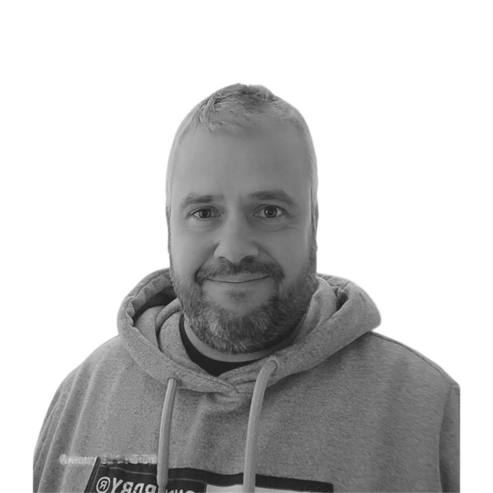 Black and white headshot of Sander Macconnacher