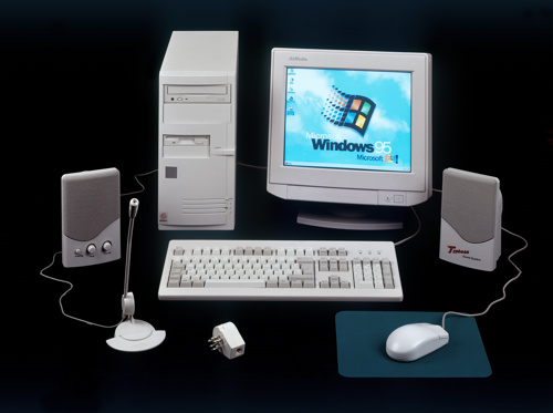 Windows 1995 desktop computer