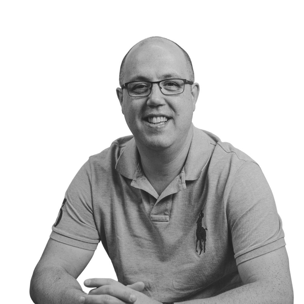 Headshot of PDMS employee Simon Edwards
